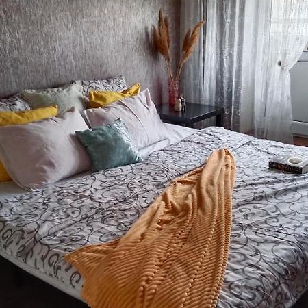 Трехкомнатные Апартаменты В 15 Микрорайоне С Видом На Каспийское Море И Возле Моря Aqtau Exterior foto