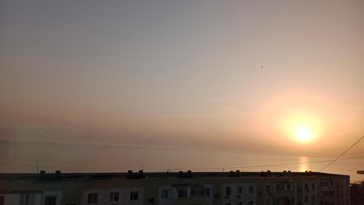 Трехкомнатные Апартаменты В 15 Микрорайоне С Видом На Каспийское Море И Возле Моря Aqtau Exterior foto